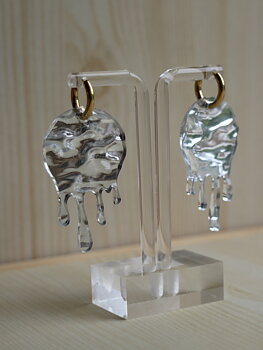 Melted silver hängen