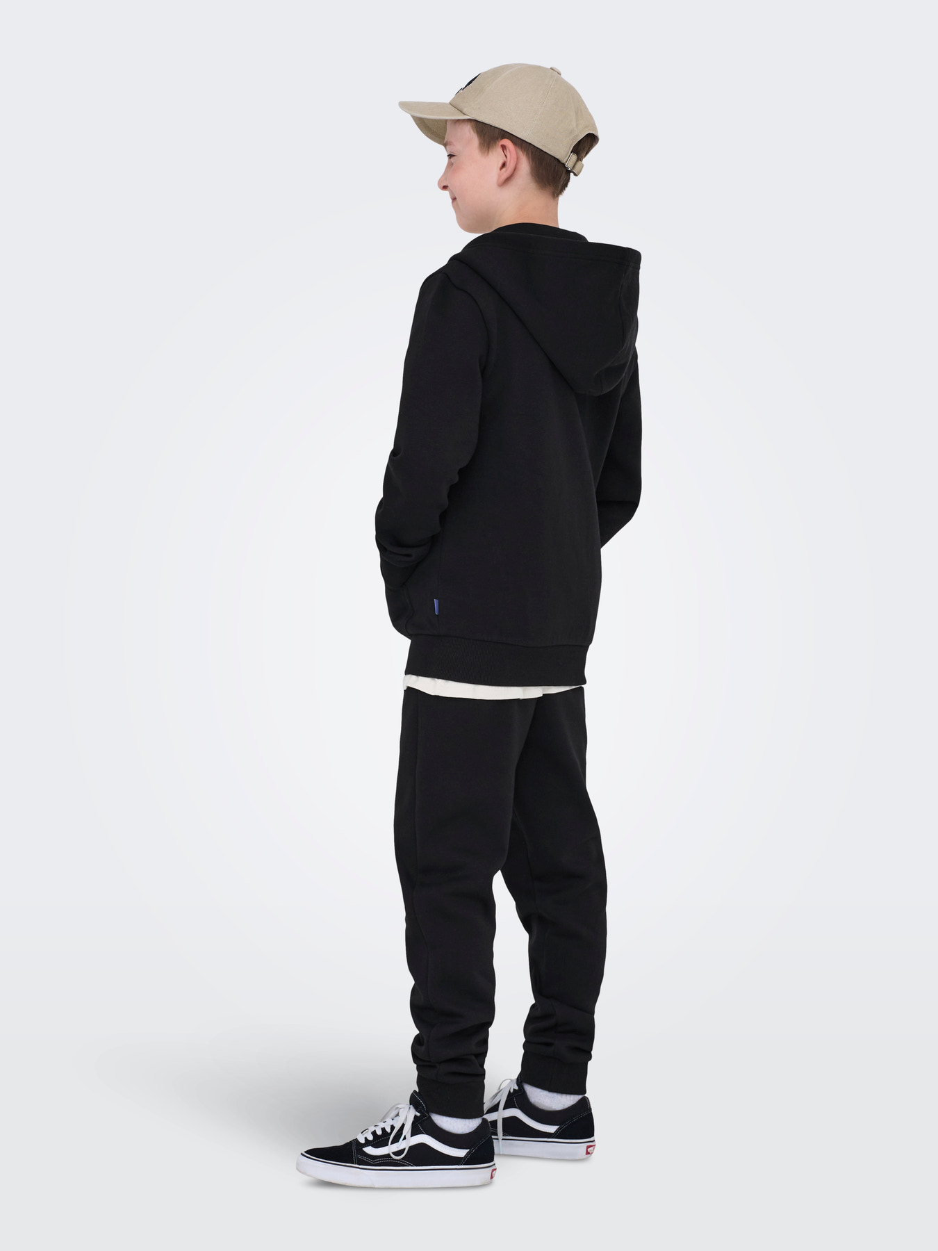 OSJCERES ZIP THR. HOODIE SWT NOOS Black - 7