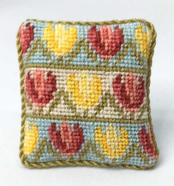 Embroidery pillow: "Spring Tulip." 3x3 cm