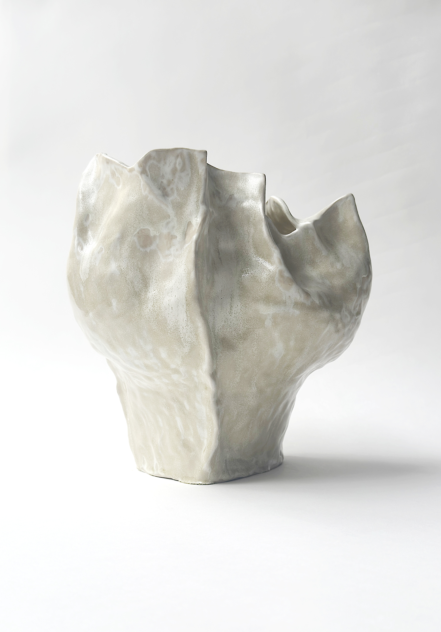 SCULPTURAL OBJECT  Breaking Bud