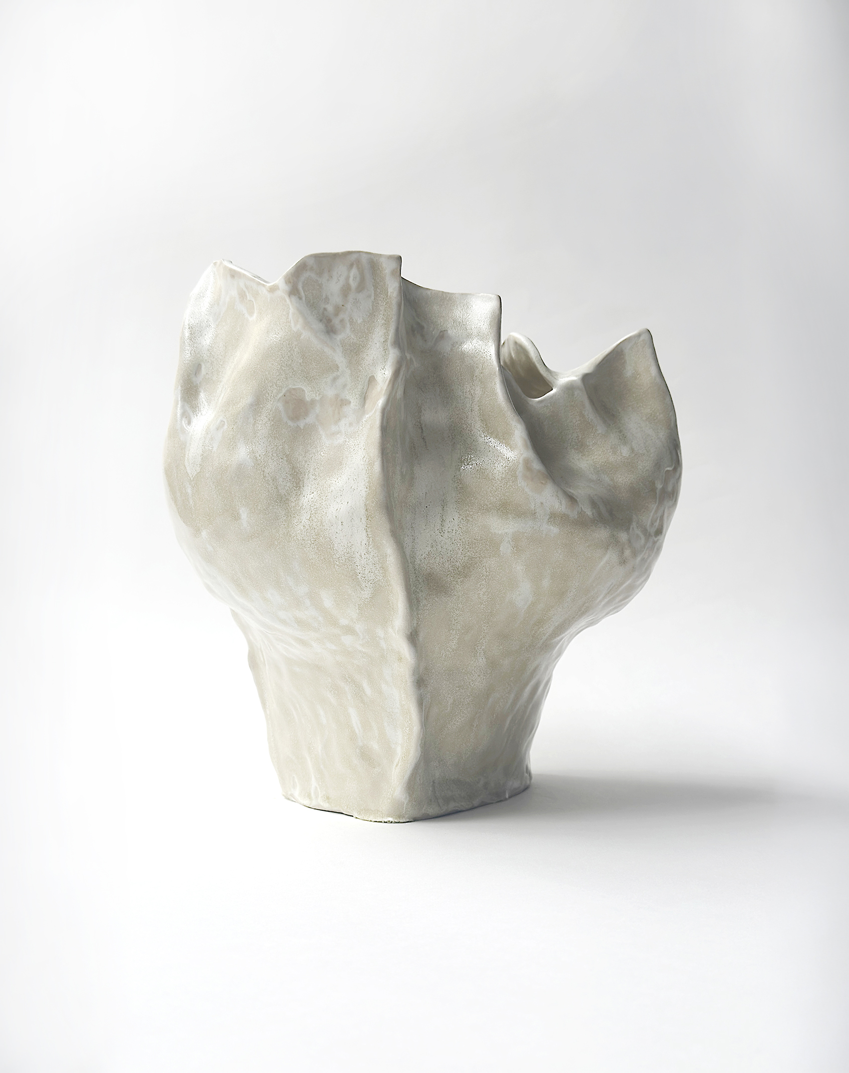 SCULPTURAL OBJECT  Breaking Bud