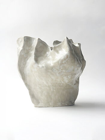 SCULPTURAL OBJECT Breaking Bud