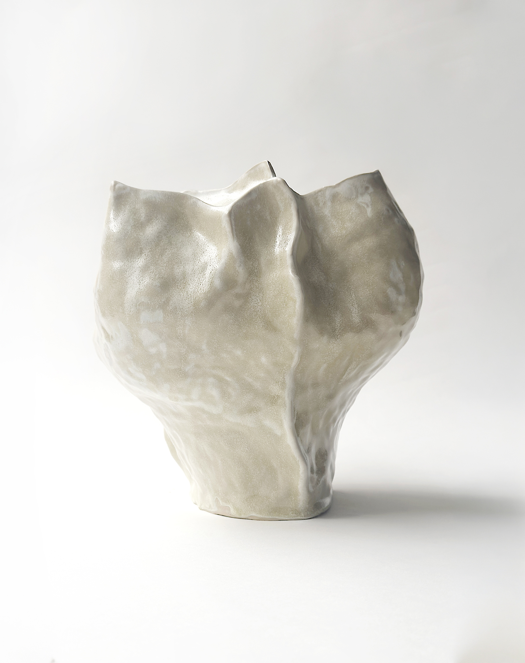SCULPTURAL OBJECT  Breaking Bud - 3