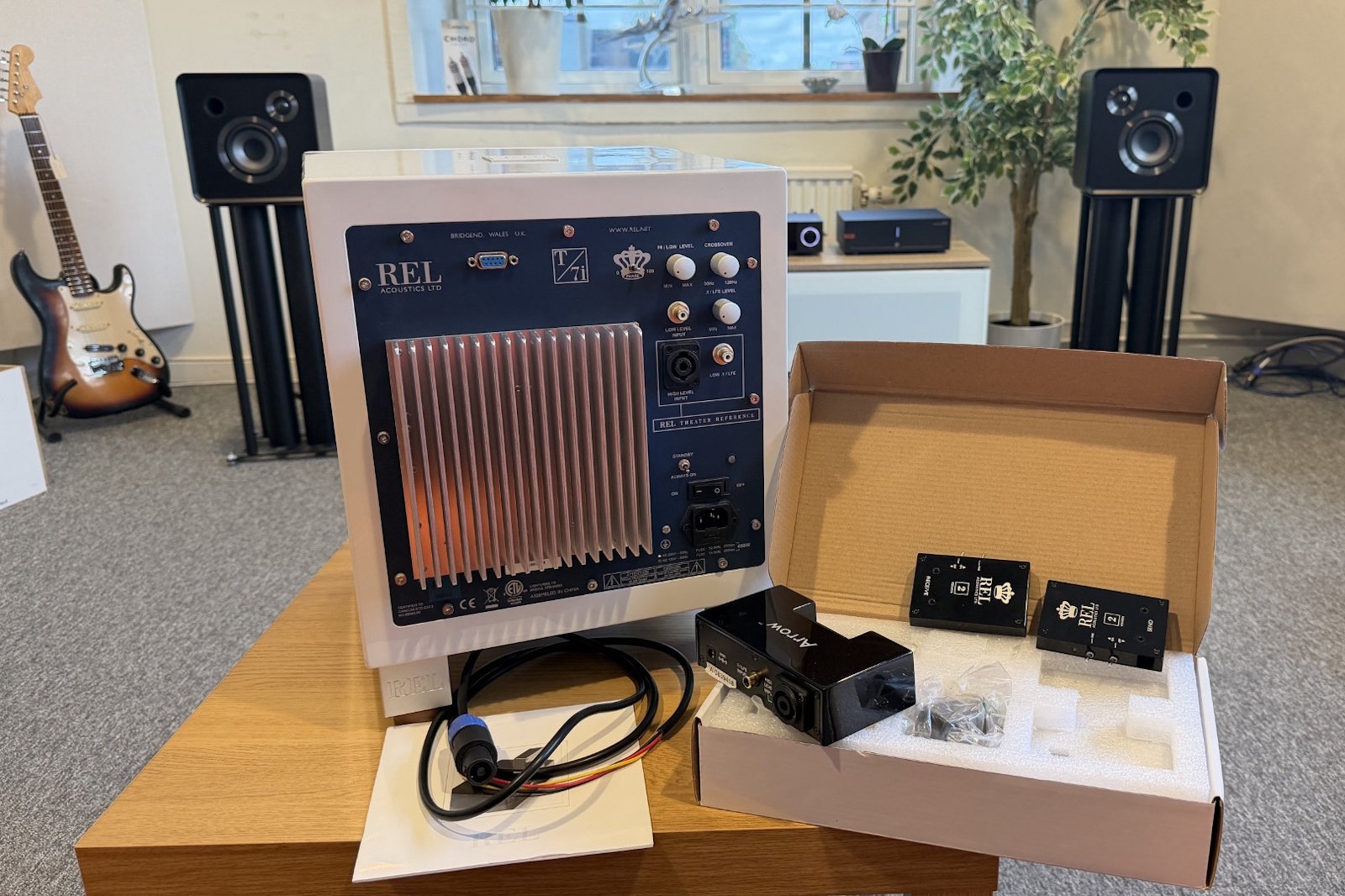 REL T7i & Arrow 2 - Begagnad sub med trädlös sändare - 2