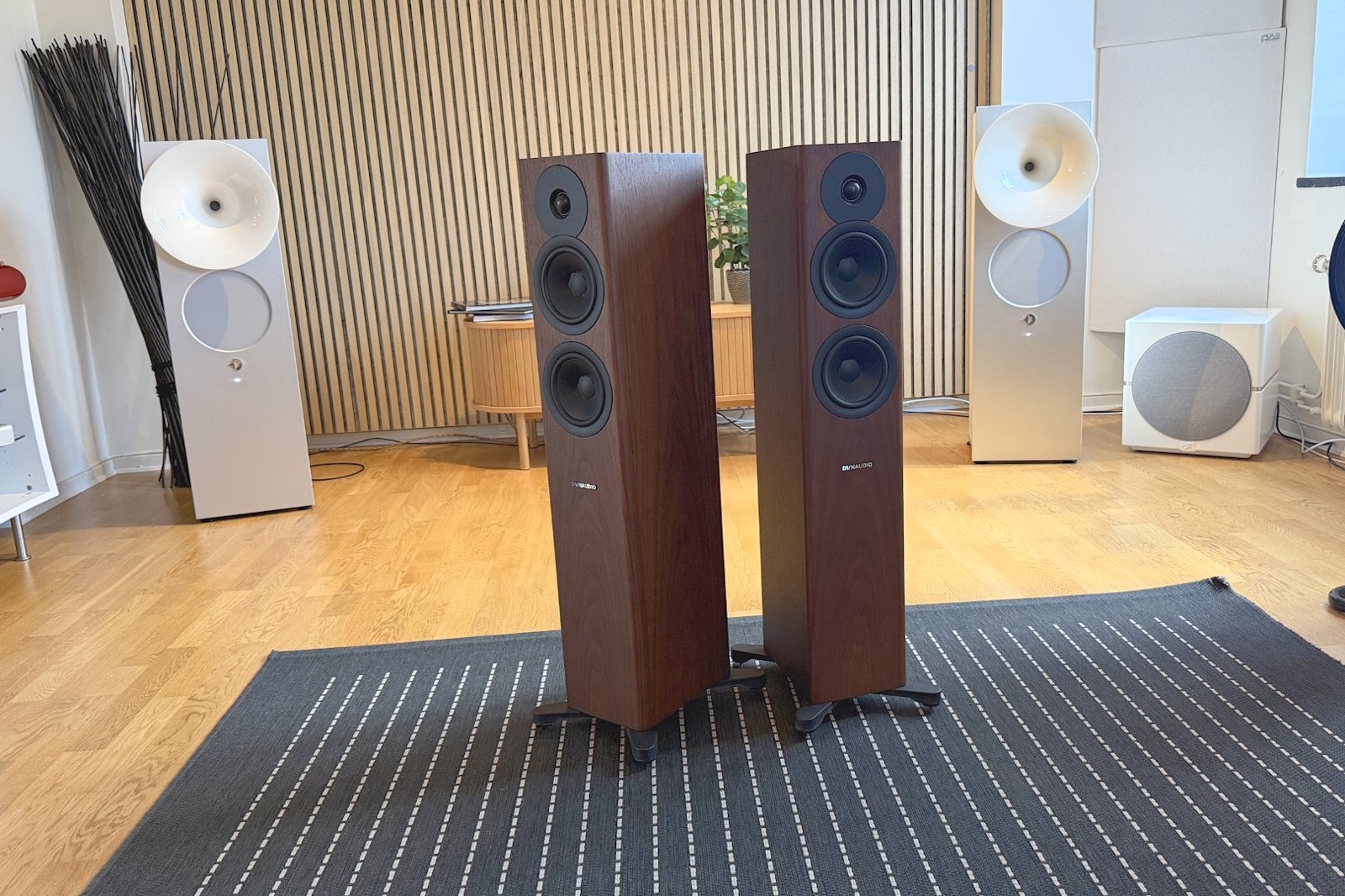 Dynaudio Evoke 30 - Begagnade golvhögtalare