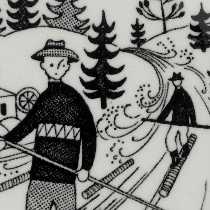 Raija Uosikkinen (Harraste 1950s) Miniature Wall Plate with Log Driving on the River Motif 9 cm