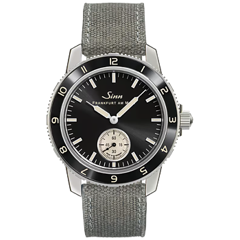 104.060  Sinn 104 Classic 12 canvas grå