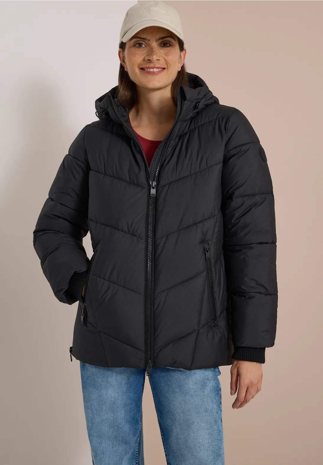 Mid Puffer Jacket - Black - Cecil