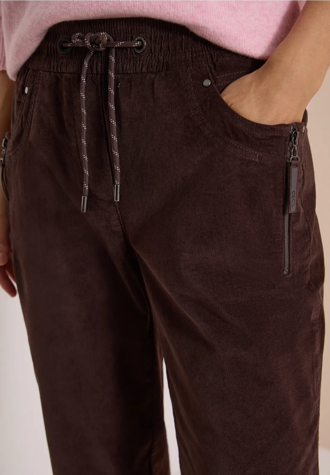NOS Tracy Fine Corduroy Trousers - Truffle Brown - Cecil - 5