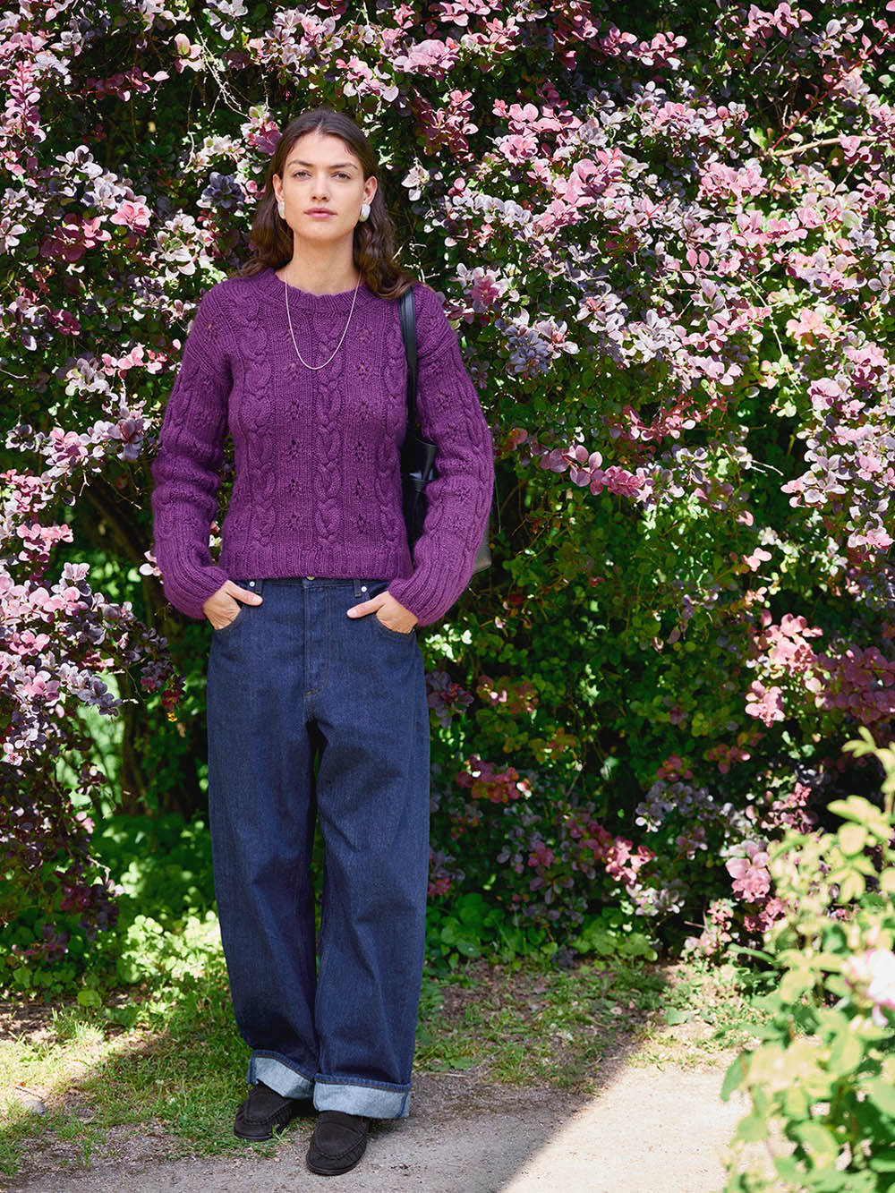 Sandnes Junia Sweater 2606_11  (19 m flätstick st 5,0) - 5