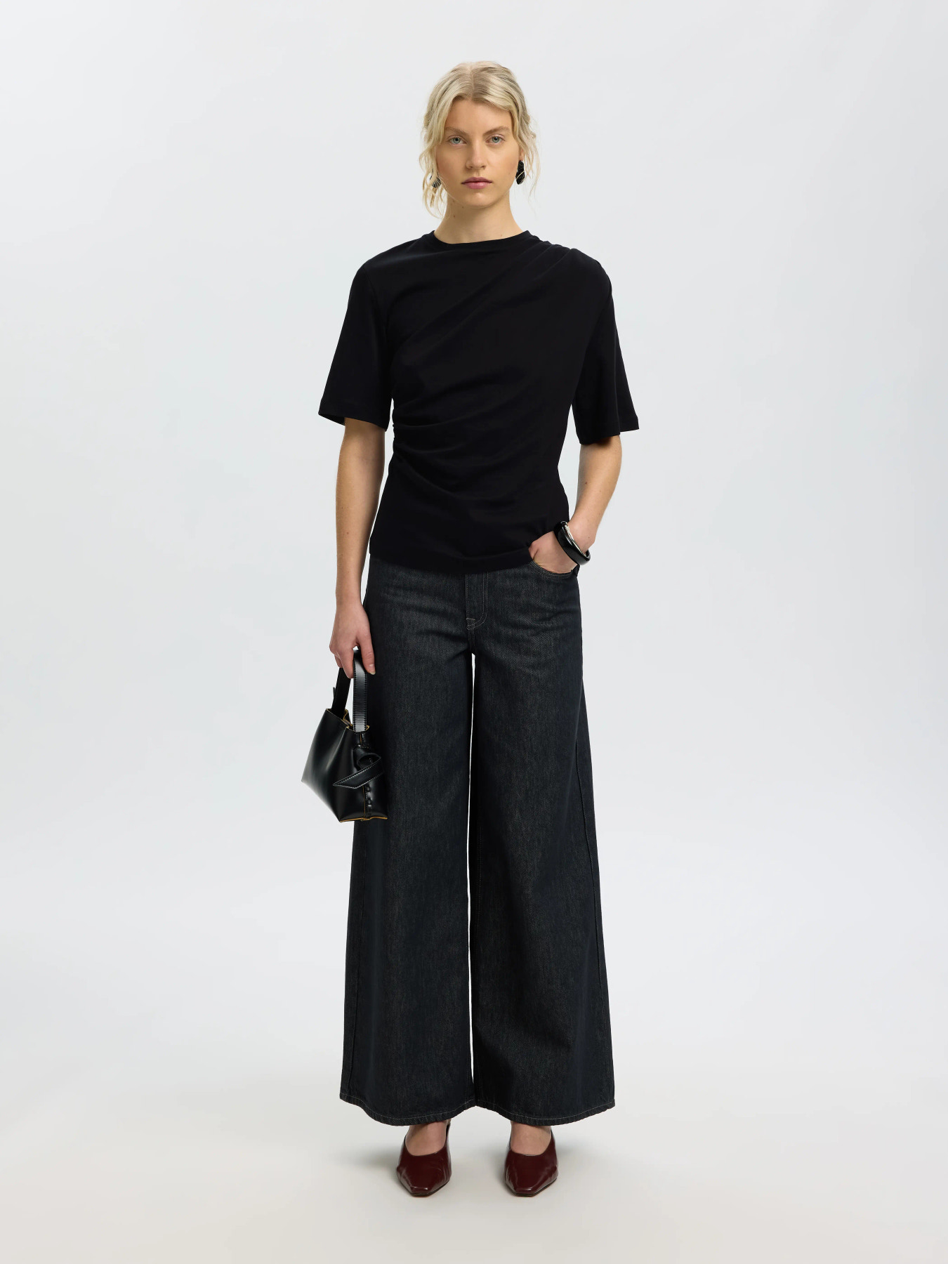 SLWTAJ LIGHT TWIST TEE NOOS Black - 5