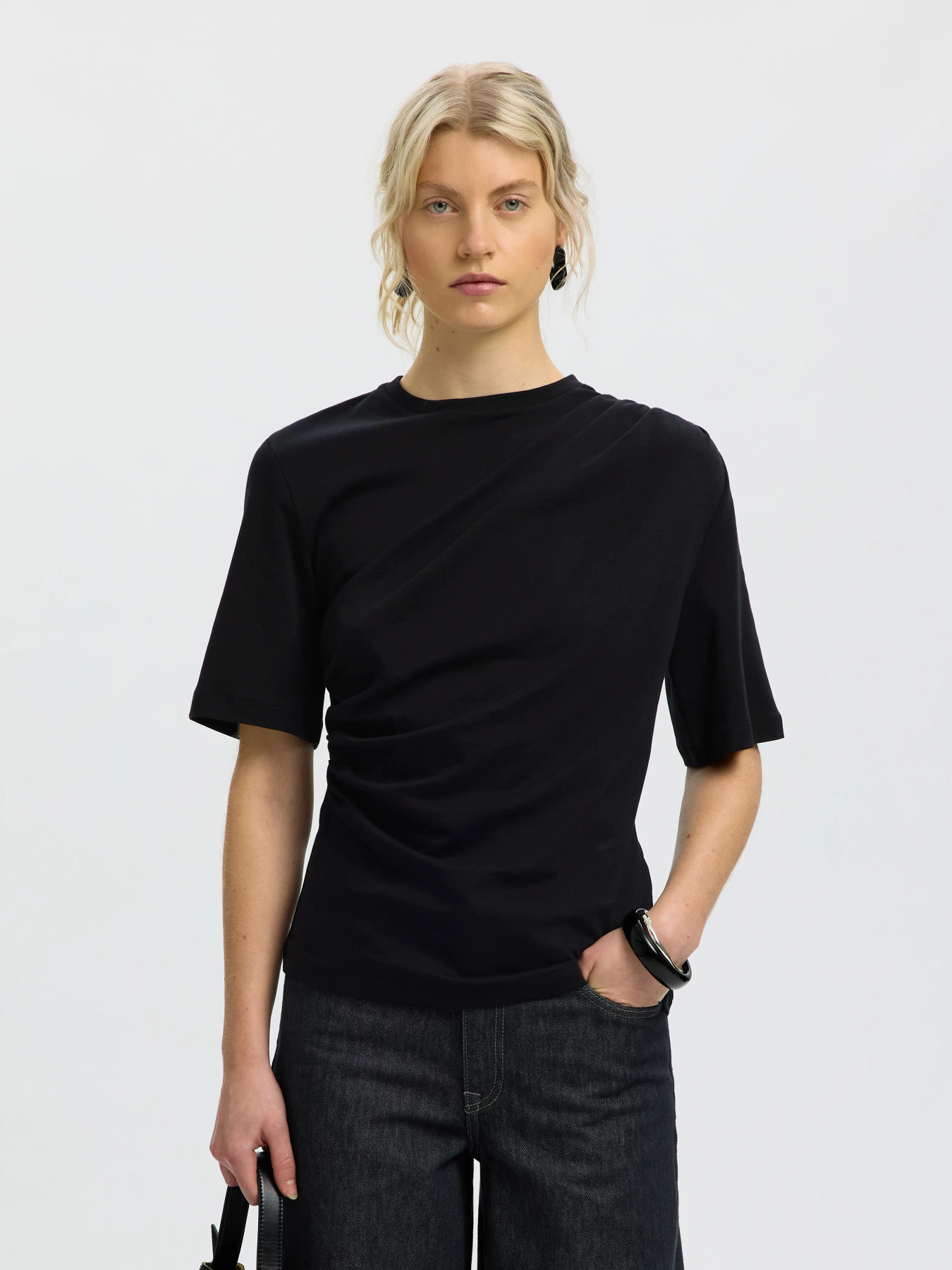 SLWTAJ LIGHT TWIST TEE NOOS Black - 2