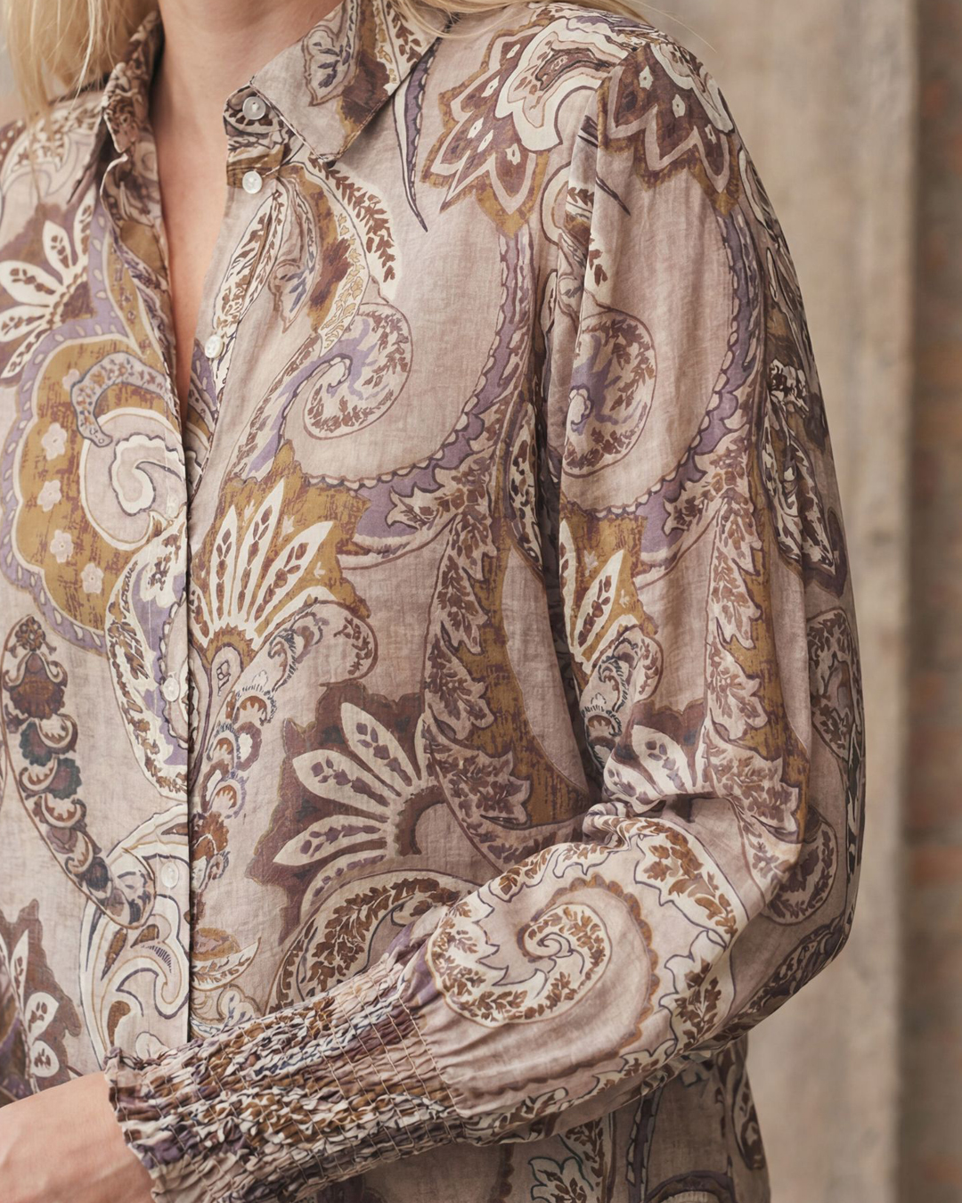 Skjortblus Lotta paisleymönstrad beige/kamel - 3