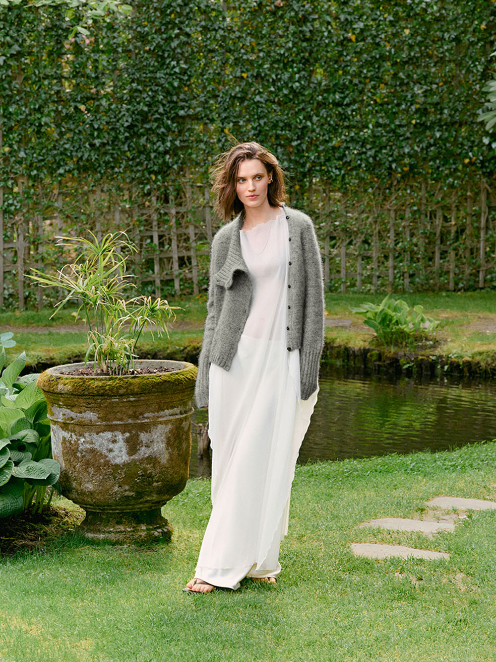 Sandnes Tracie Cardigan 2606_13 (21 m st 4,0) - 3