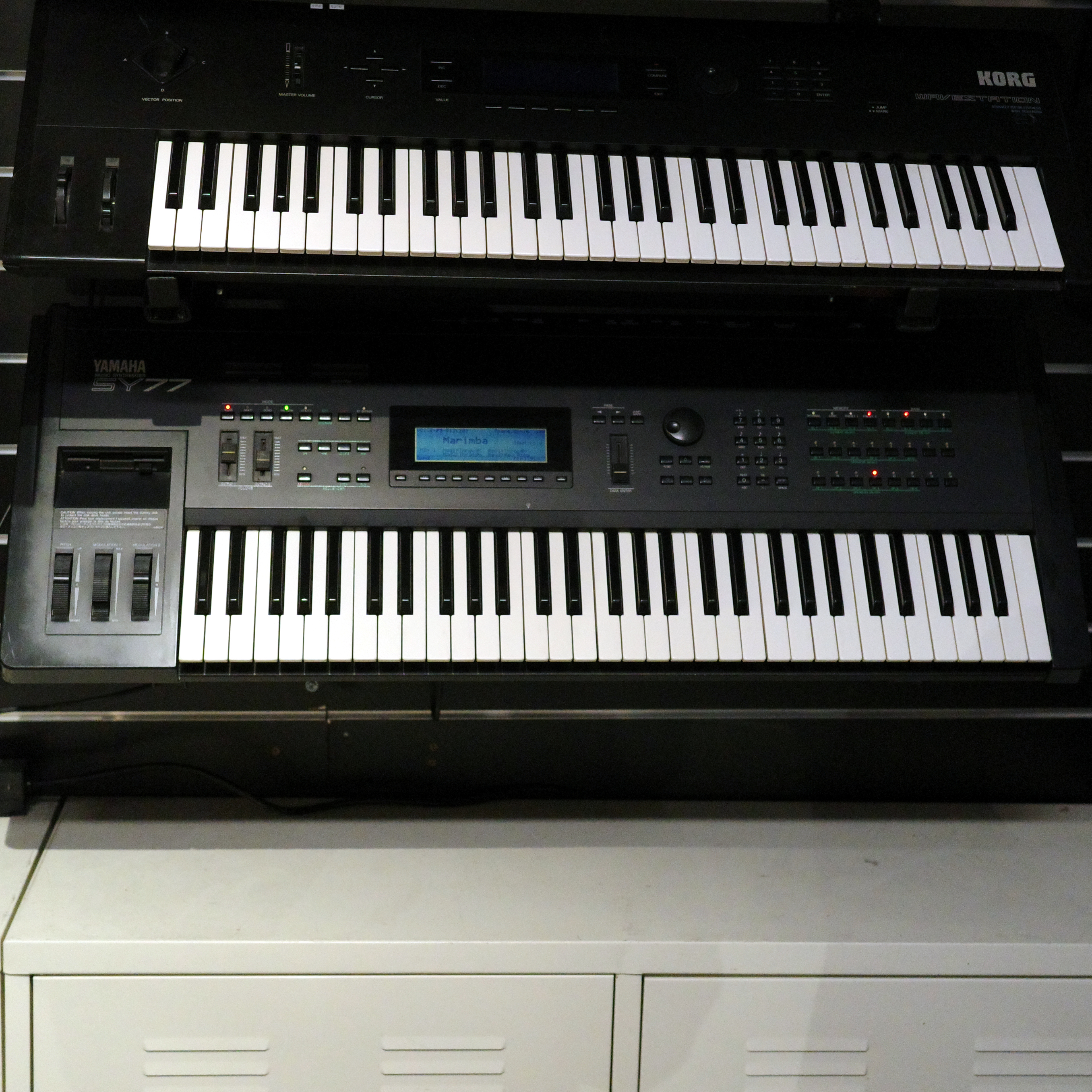 Yamaha SY77, beg  - 2