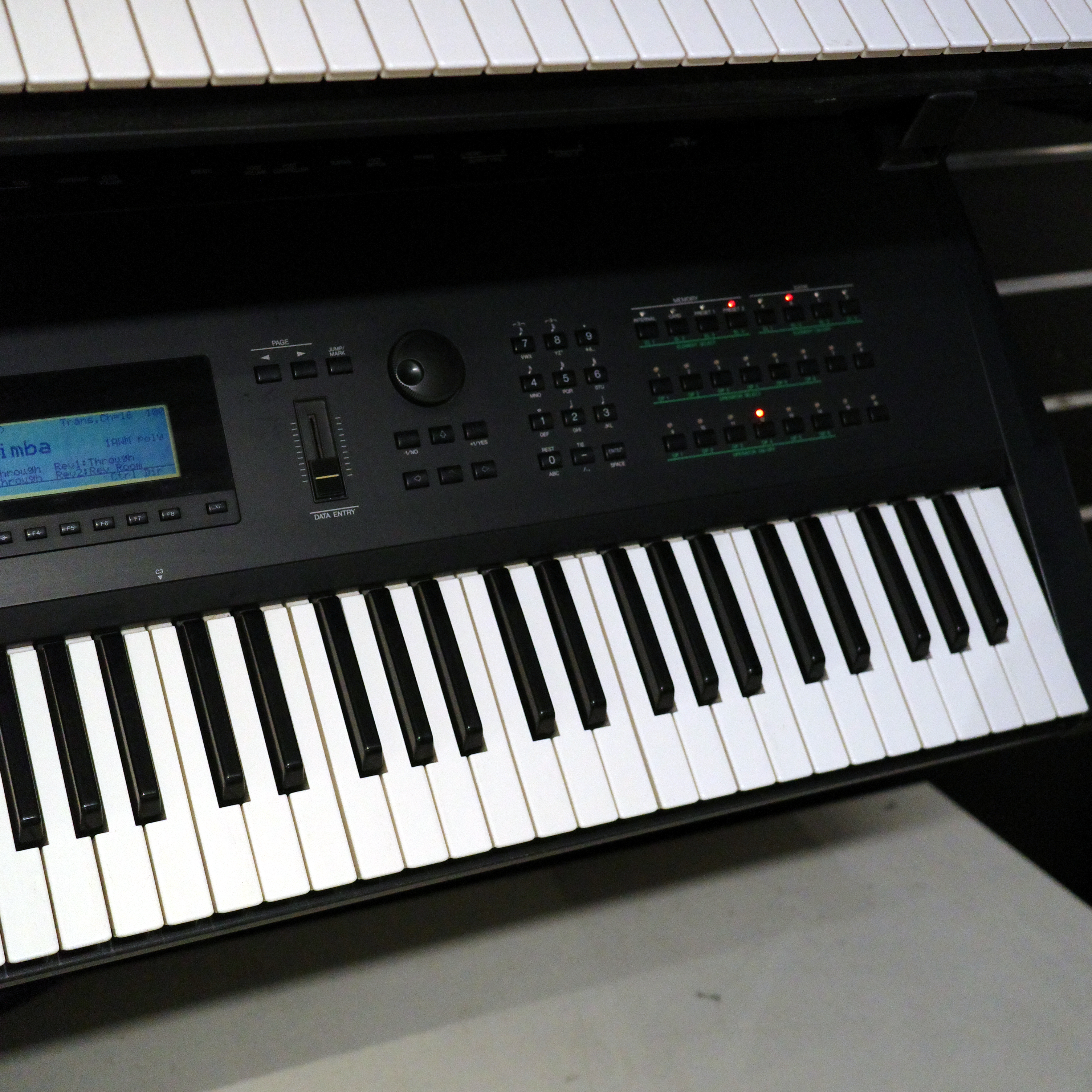Yamaha SY77, beg  - 3