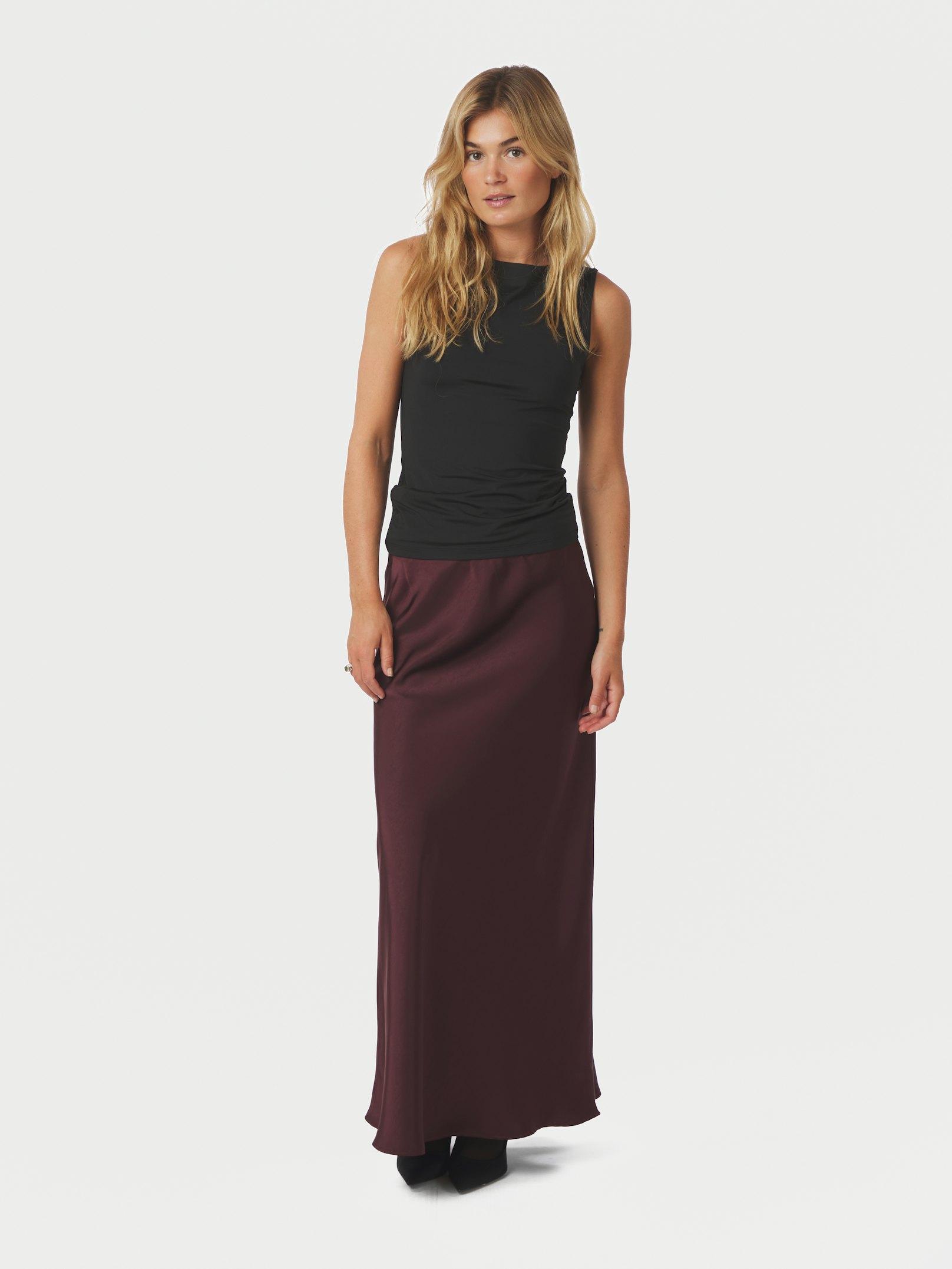 Vicky Heavy Sateen Skirt Burgundy - 5