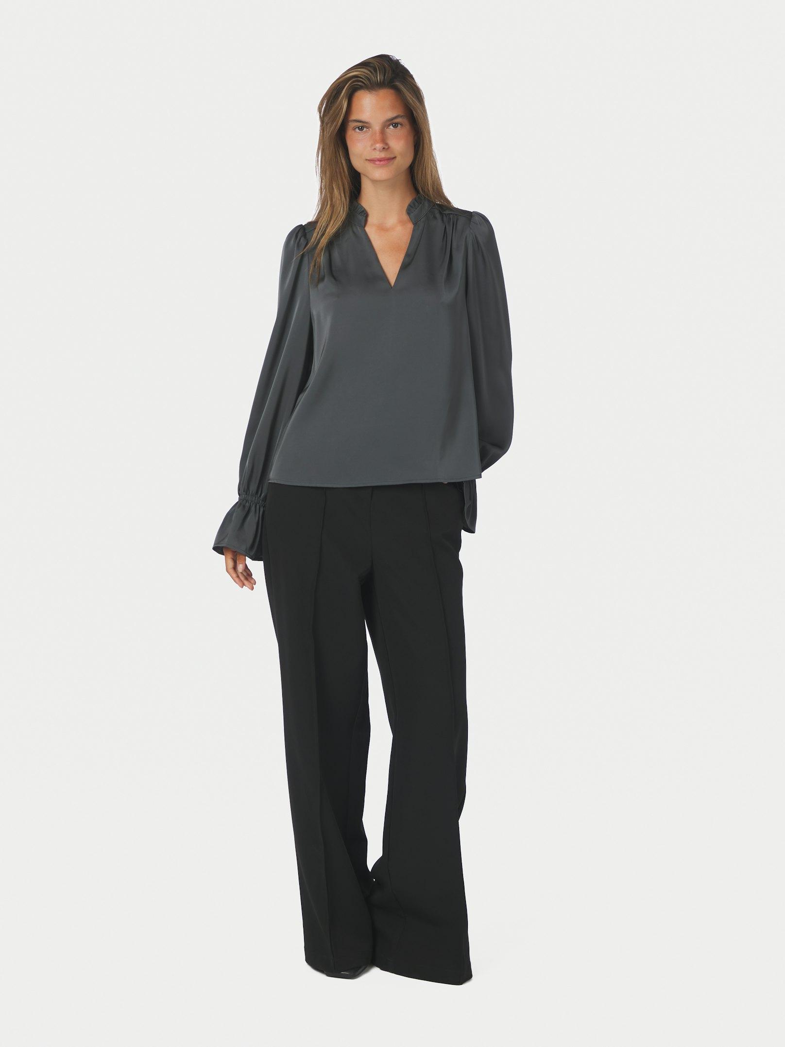 Amara Drapy Satin Blouse Antracit - 5