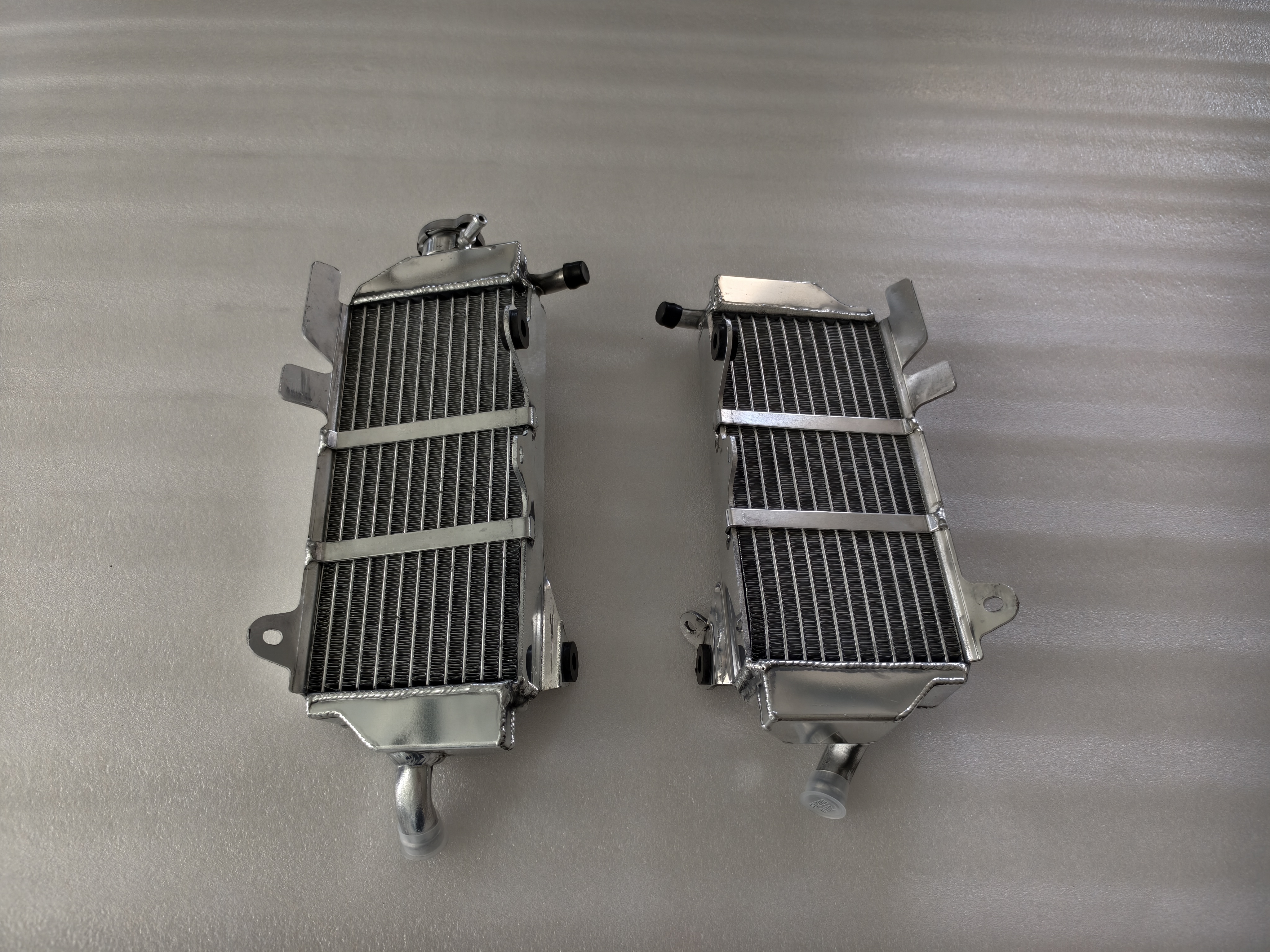 Kylare Racing H & V Yamaha YZ450F 2026- - 3