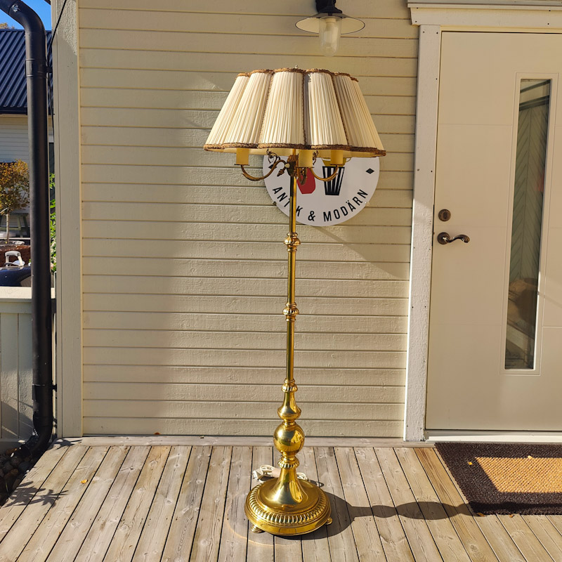 Golvlampa 