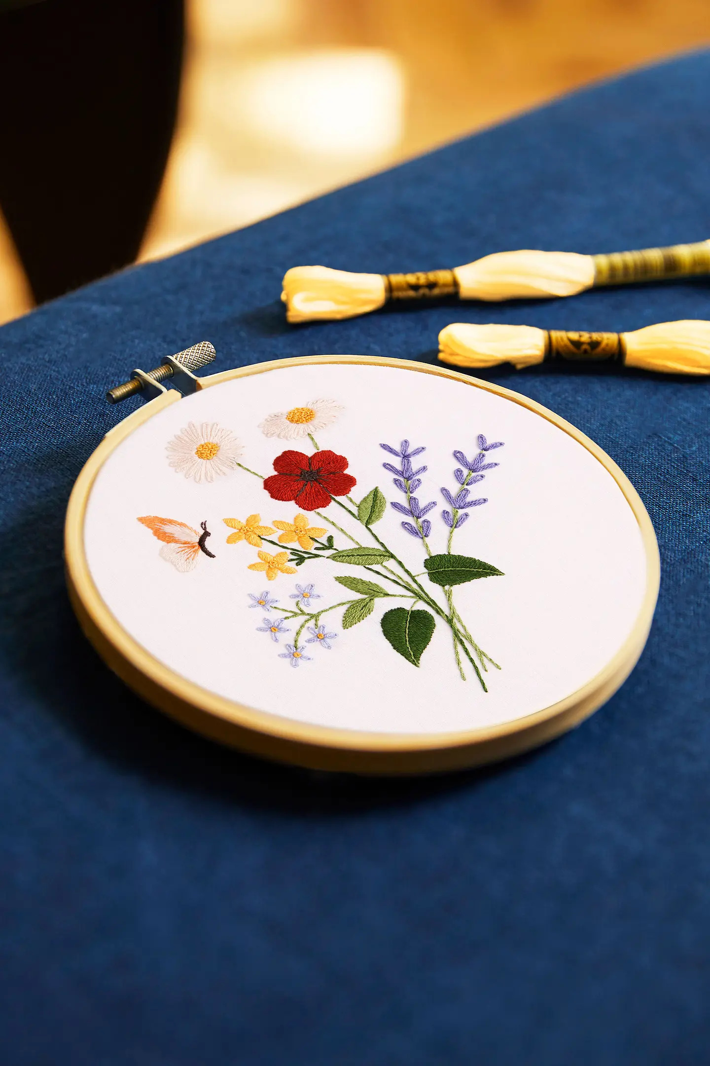 DMC Ritat broderikit Sumptuous Summer Flowers  Ø 14,5 cm