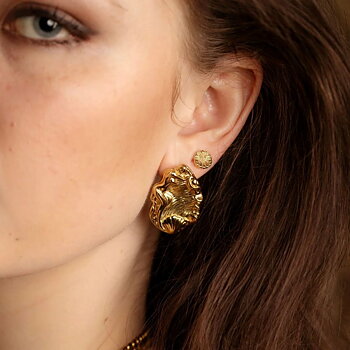SIGRÉN Venus Shell studs guld