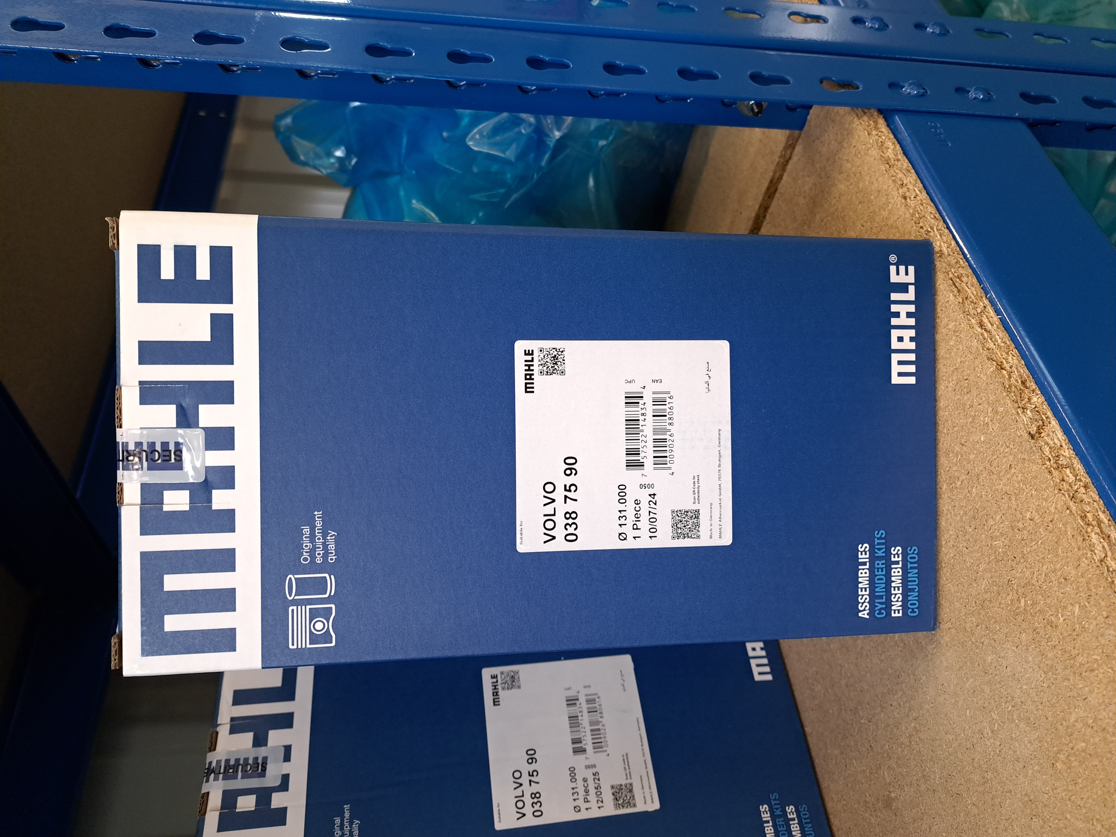 Cylinder liner kit
