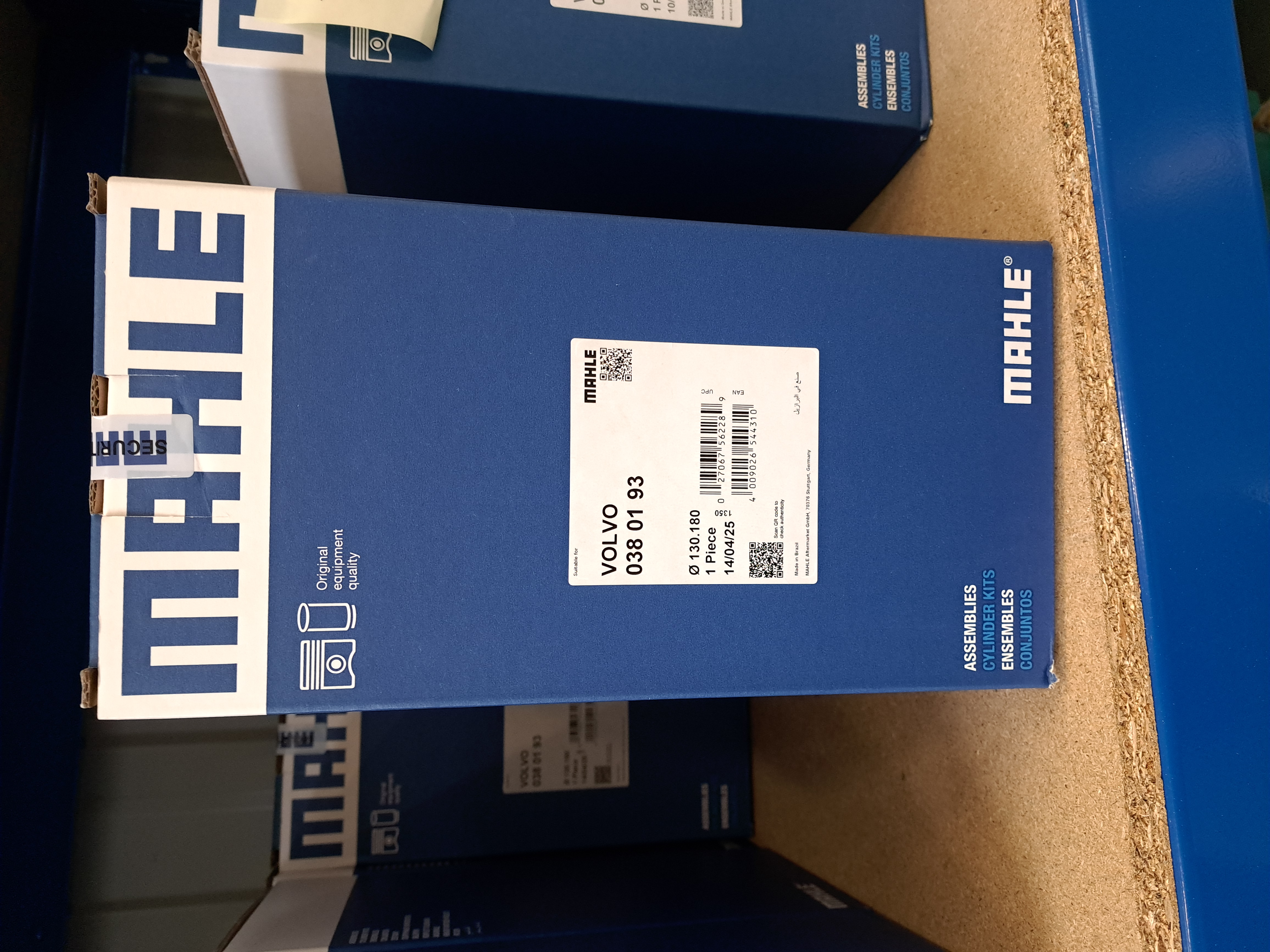 Cylinder liner kit
