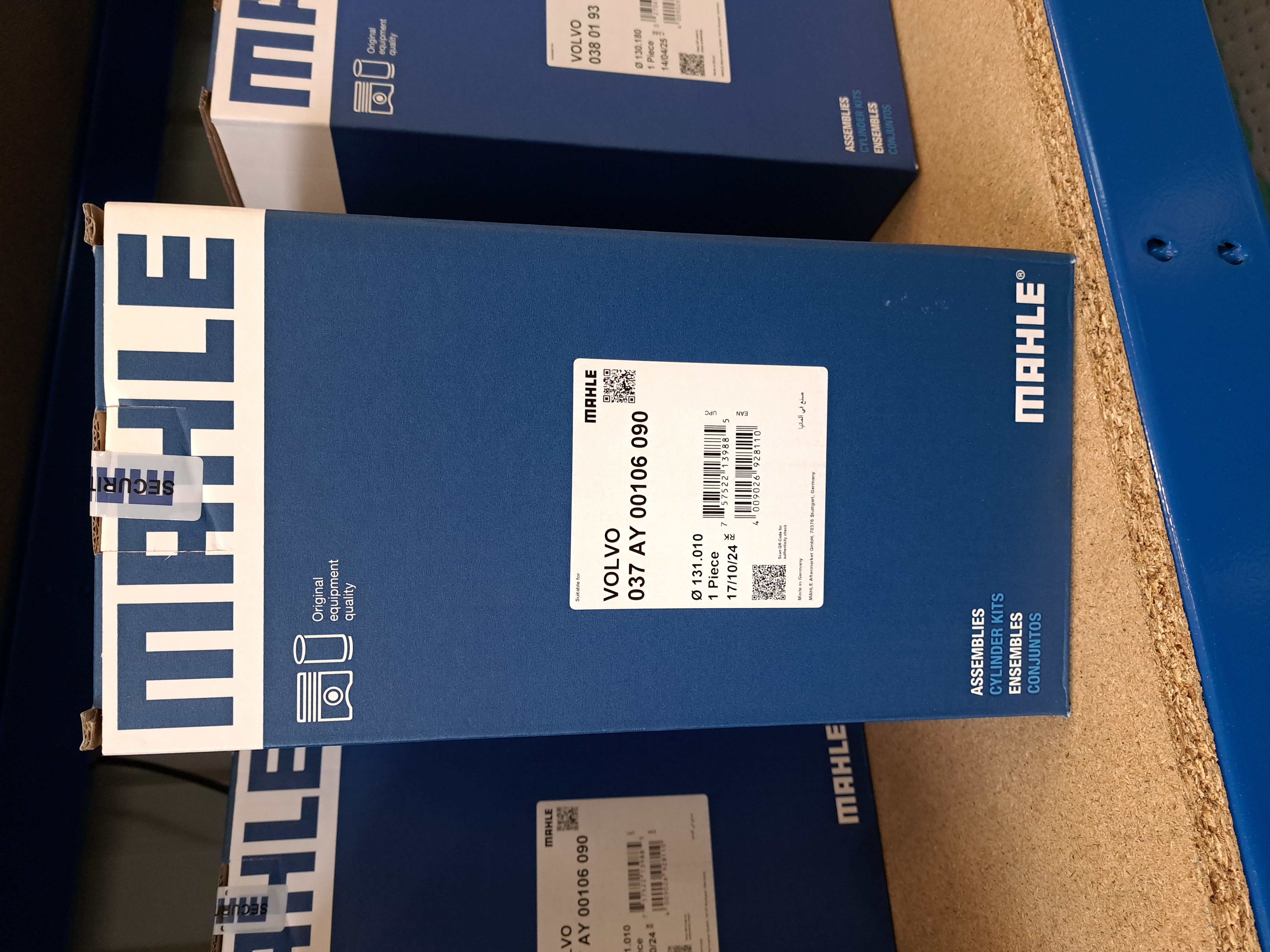 Cylinder liner kit