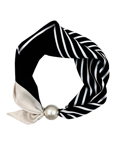 Scarf Chloe med magnet V-mönstrad svart/vit