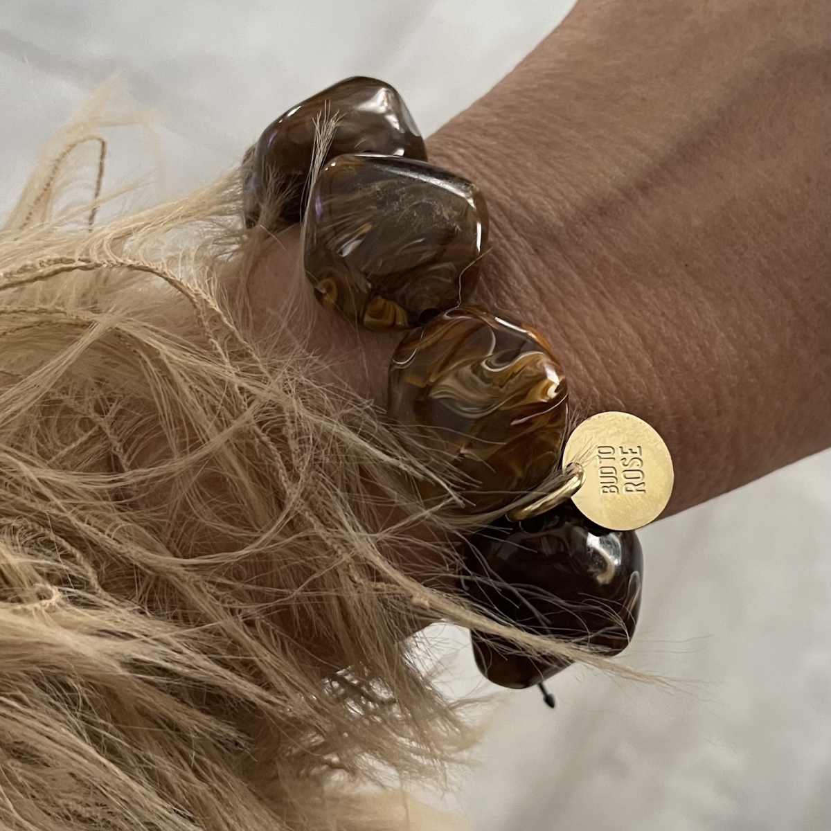 Bud to Rose Armband Vibe Resin Brun - 2