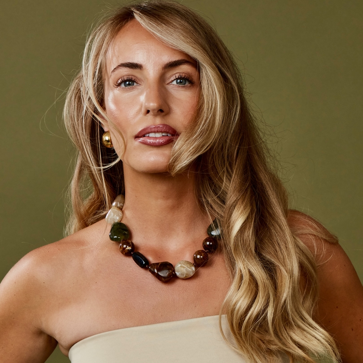 Bud to Rose Halsband Molto Resin Mix Green - 7