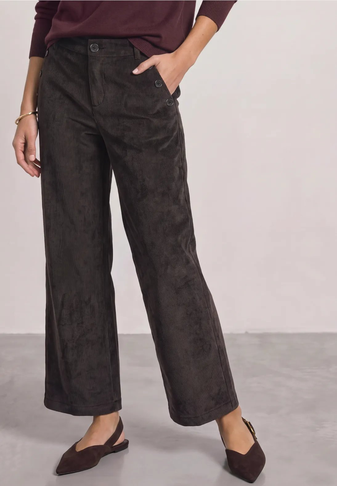 LTD QR Amalia Corduroy Pants - Black Coffee - Street One