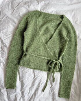 PetiteKnit Lucy Wrap (23 m st 3,5)