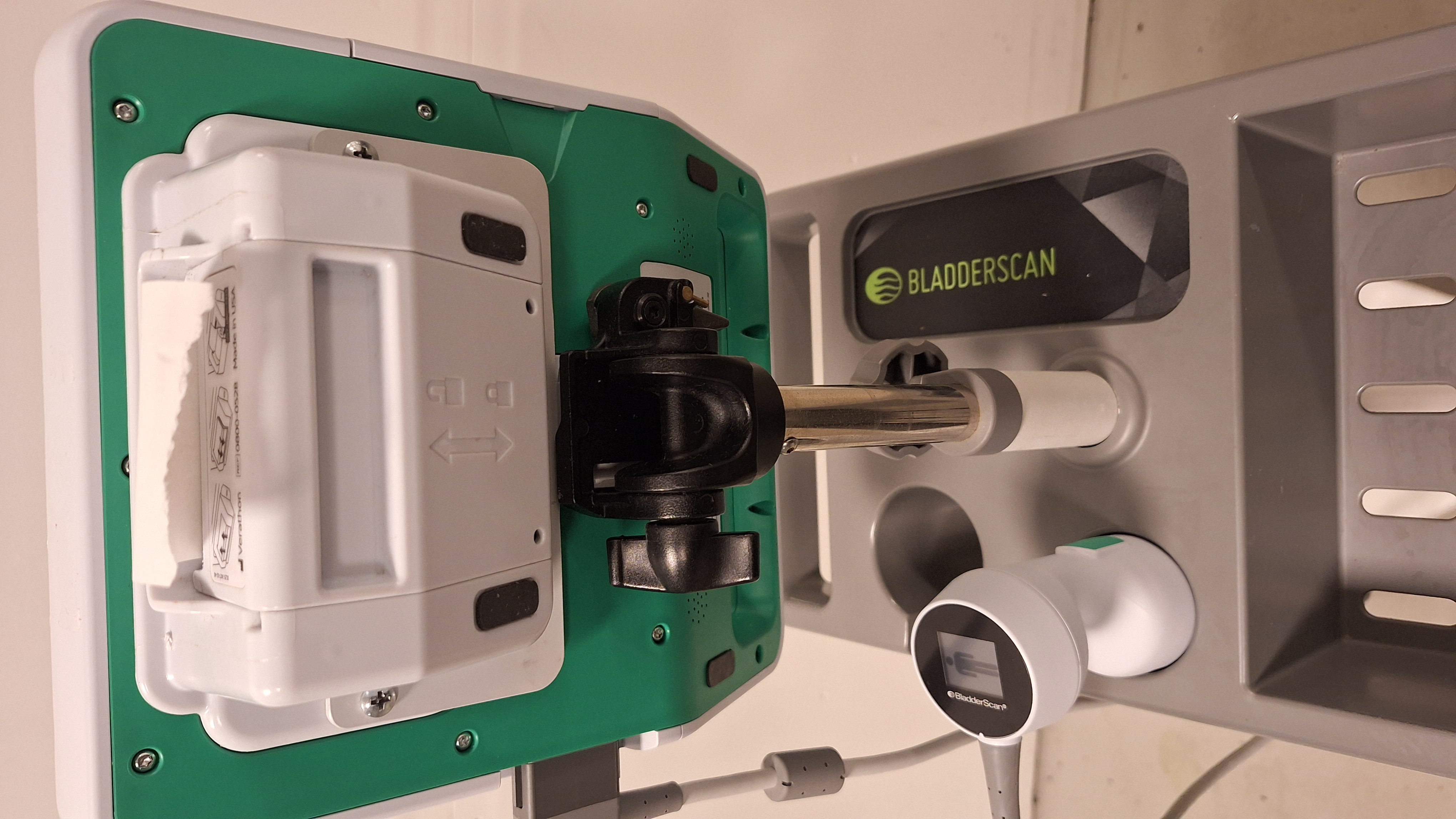BladderScan Prime Plus Med Rullstativ och Skrivare - Begagnad - 5