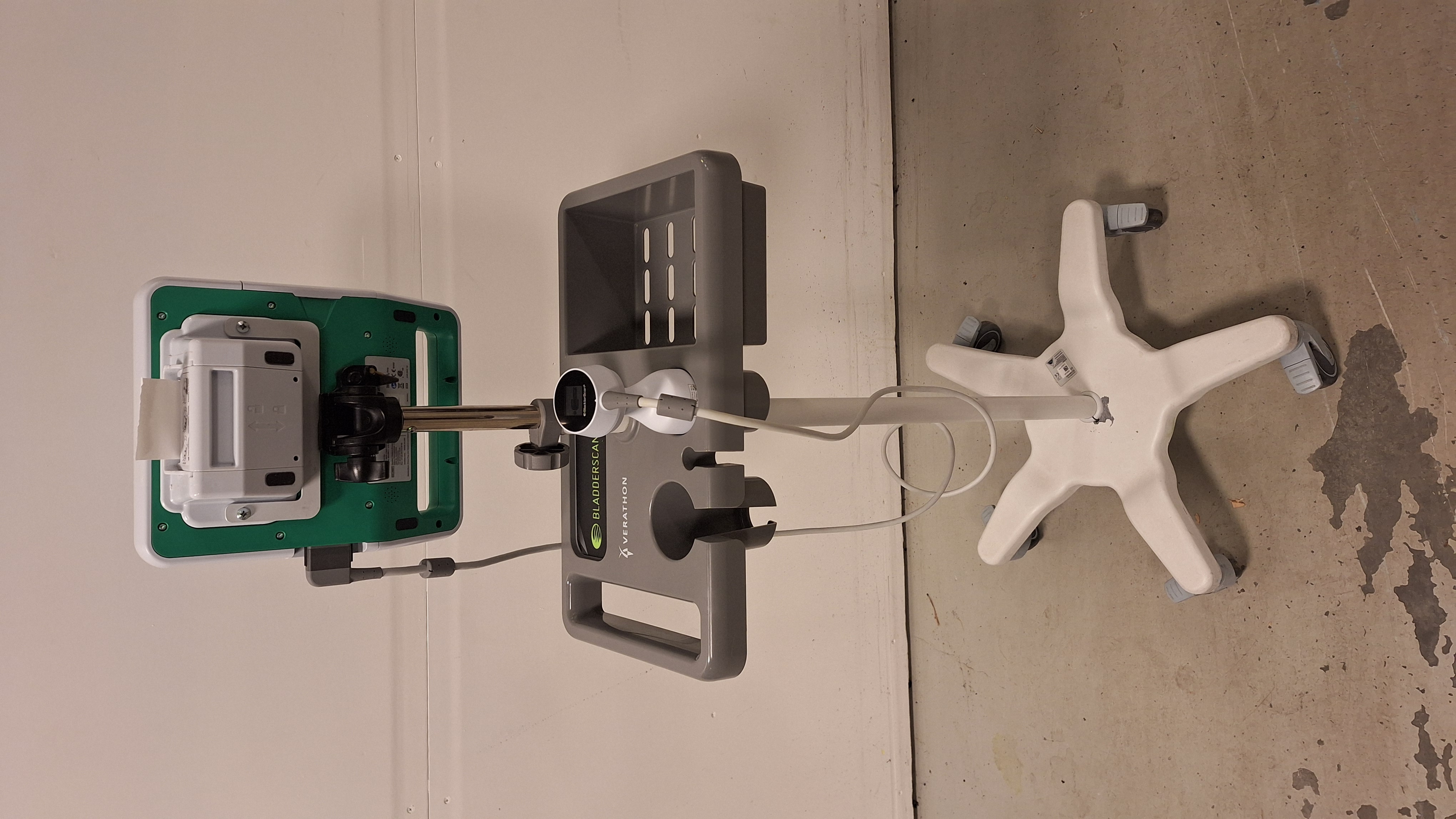 BladderScan Prime Plus Med Rullstativ och Skrivare - Begagnad - 3