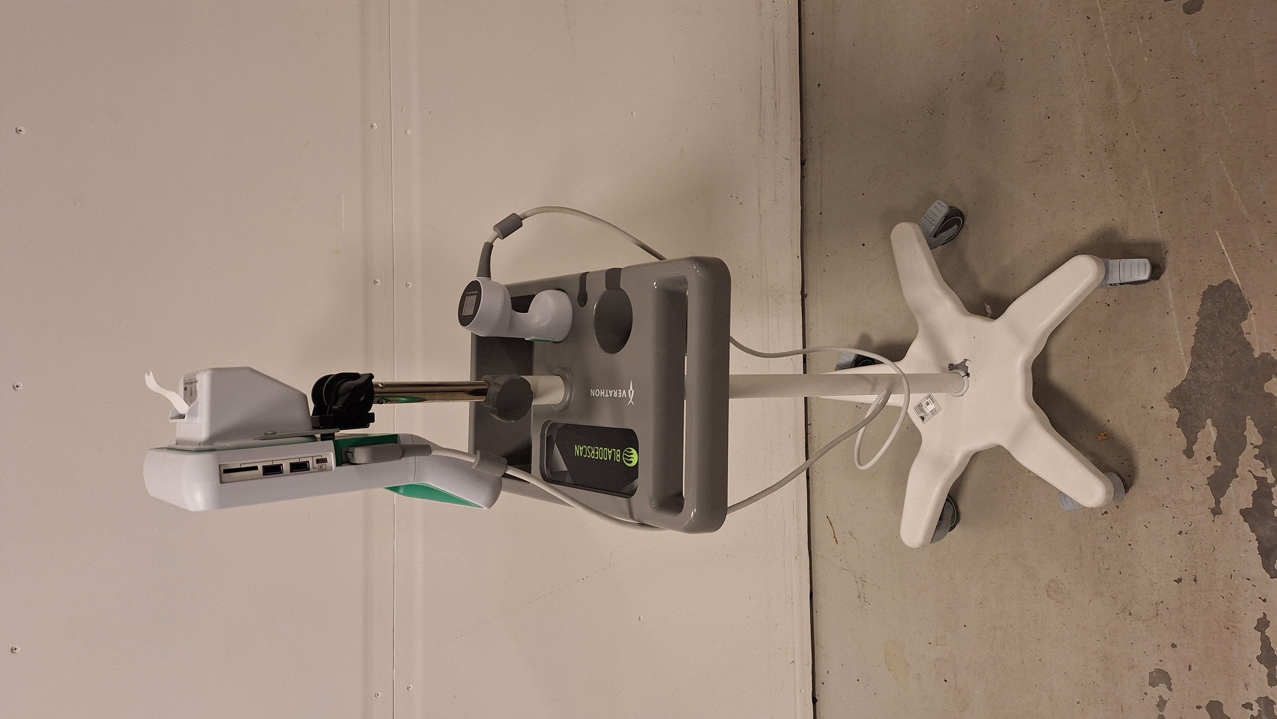 BladderScan Prime Plus Med Rullstativ och Skrivare - Begagnad - 4