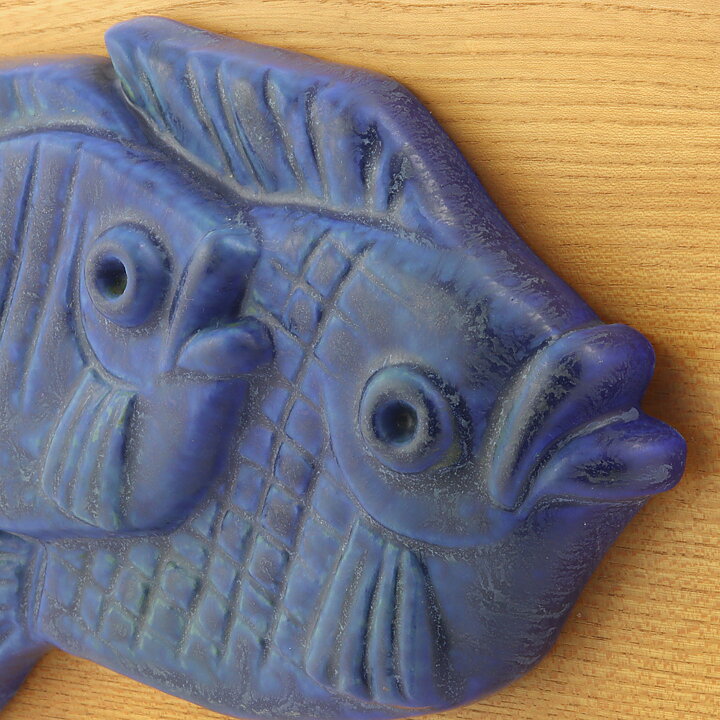 グナー・ニールンド　青色の魚の陶板　木製の板　24cm　1950年代