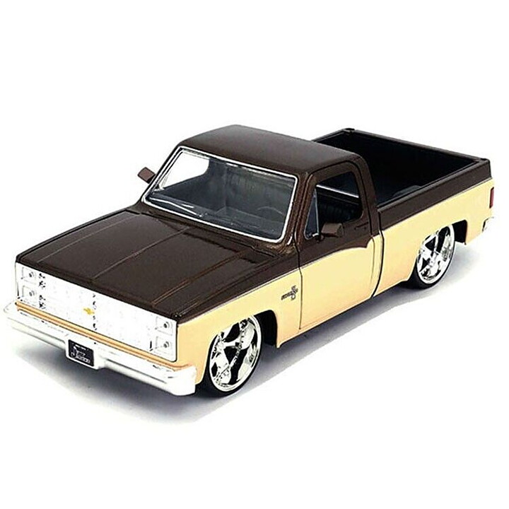 Chevrolet   C-10  1985  1:24   Jada