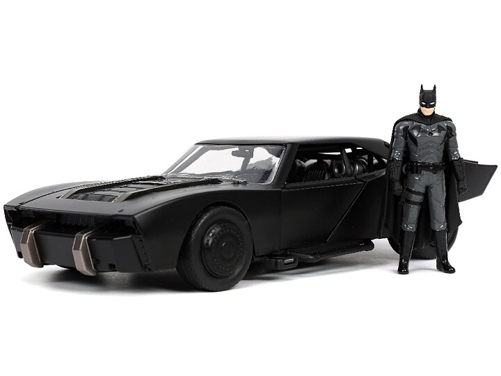 Batman & Batmobile  2022  1:18  Jada