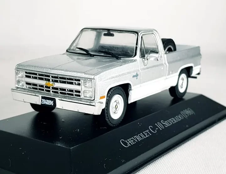Chevrolet  C-10  Silverado  1986   1:43  Atlas