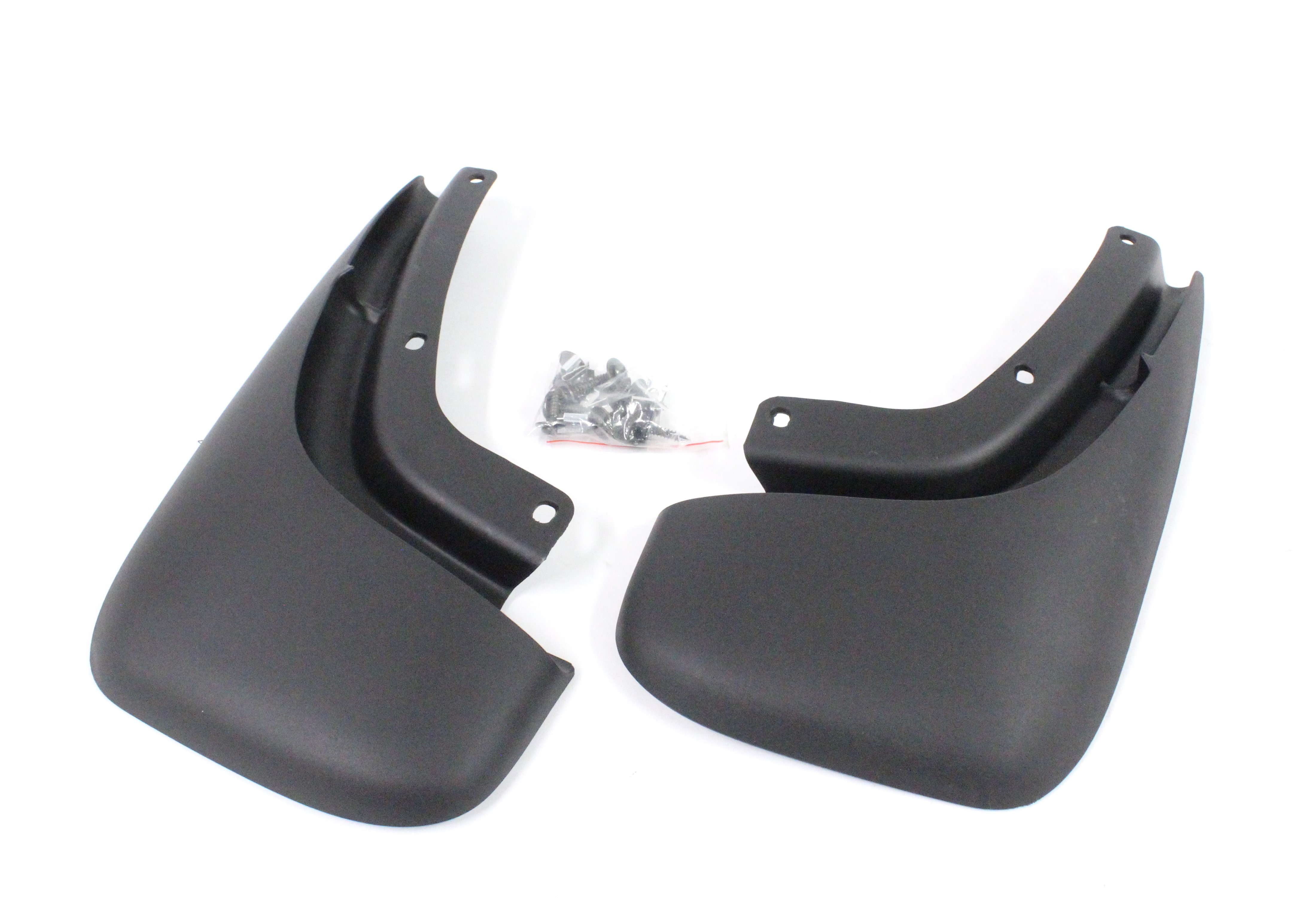 Mud flap kit rear, V70 2000-04