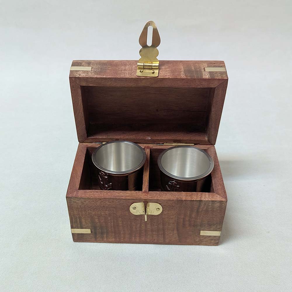 Kaptensbar in wooden box with 2 snap glass. - 2