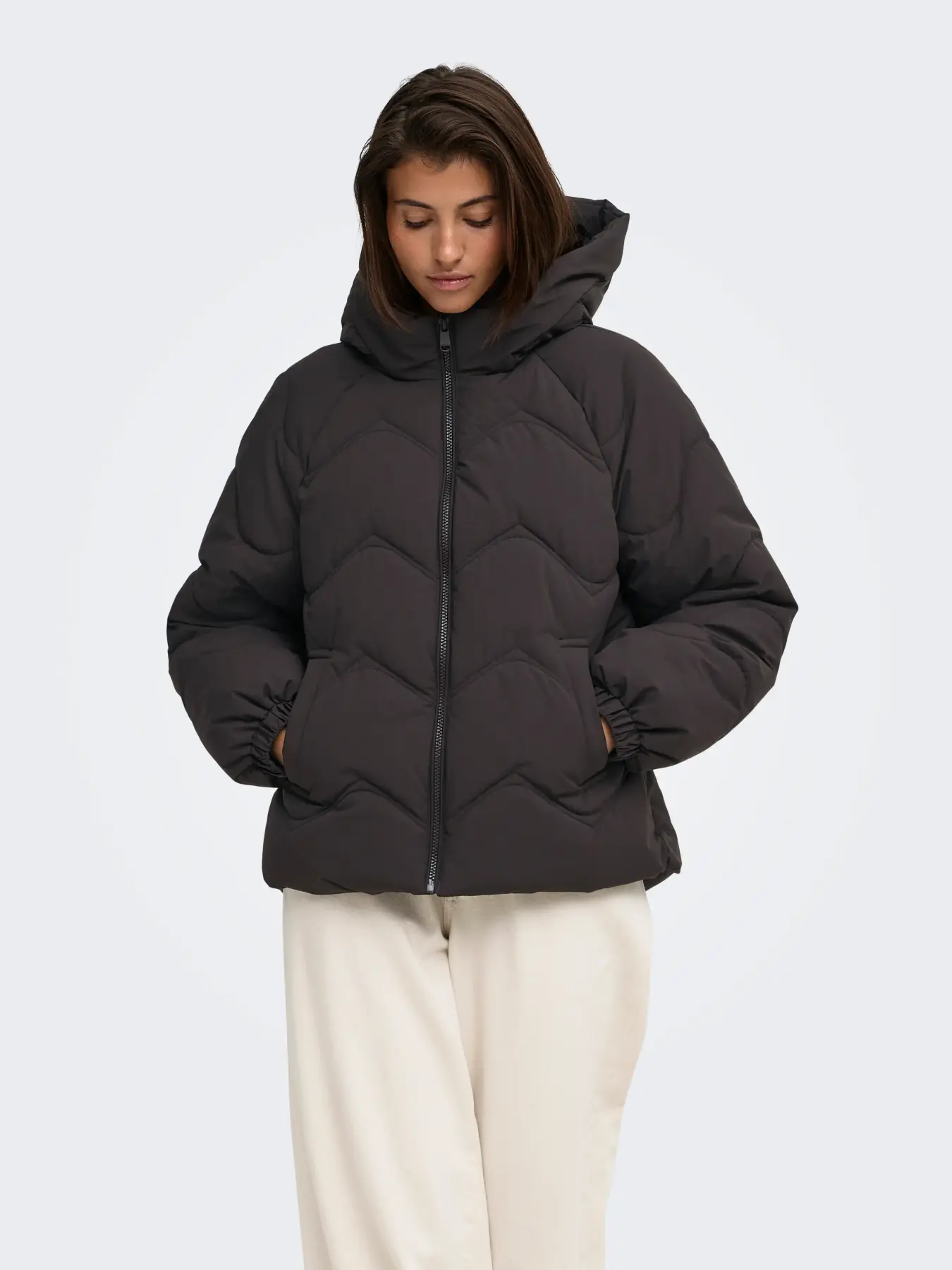 Jacqueline de Yong - Power Short Puffer Jacka Brun - 3
