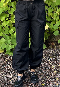 Marta Cargobyxa Vanilla Svart