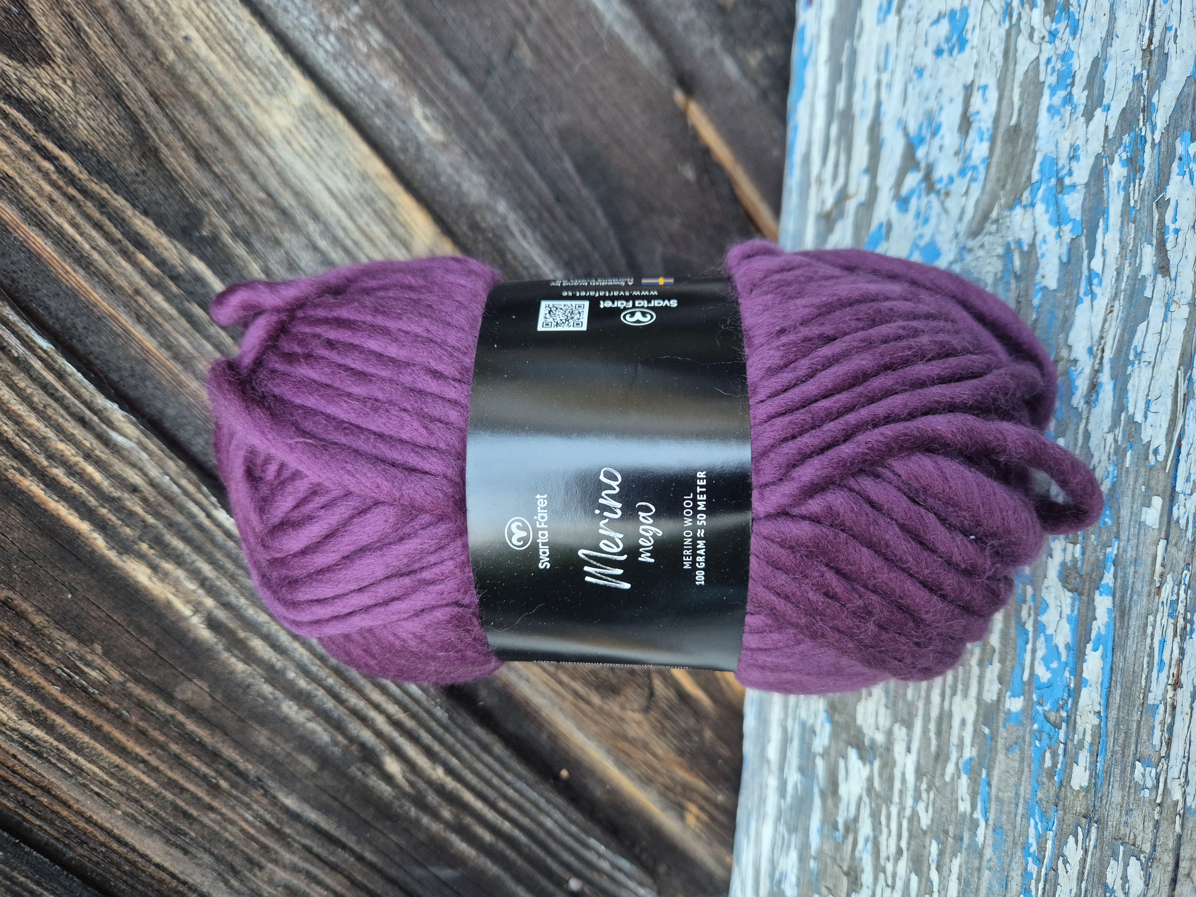 Merino Mega 221402 Crushed Currant 100gr Svarta Fåret