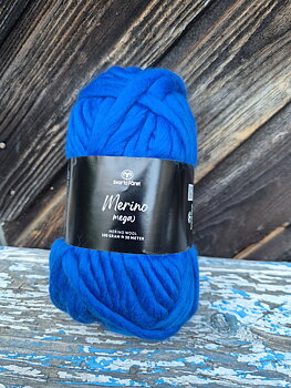 Merino Mega 221402 Crushed Currant 100gr Svarta Fåret