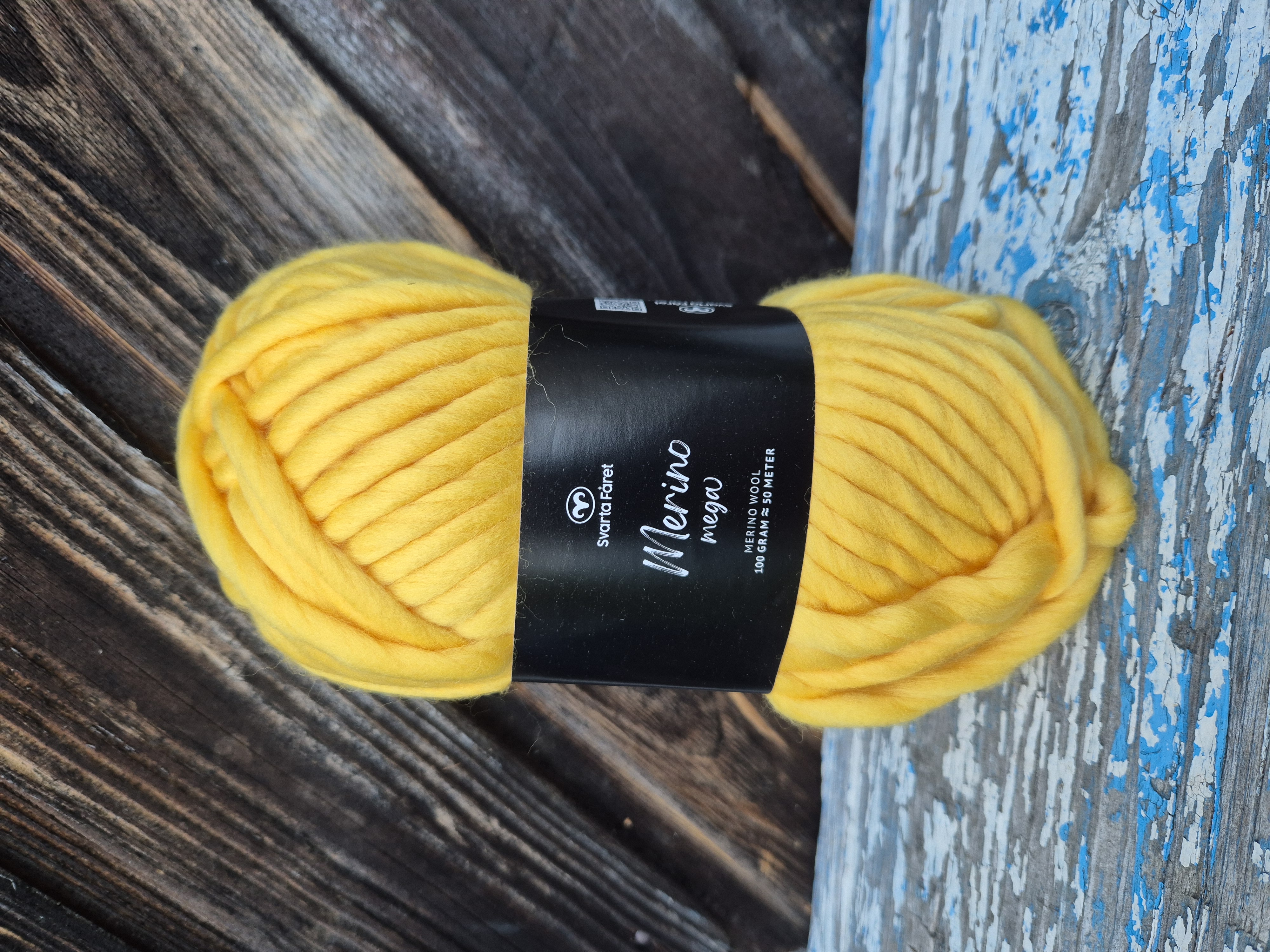 Merino Mega 221403 Shine Bright 100gr Svarta Fåret