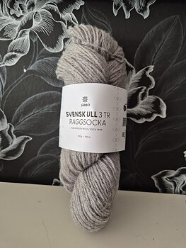 Svensk ull 3tr raggsocka 59212 Iggesund Iron 100gr Järbo