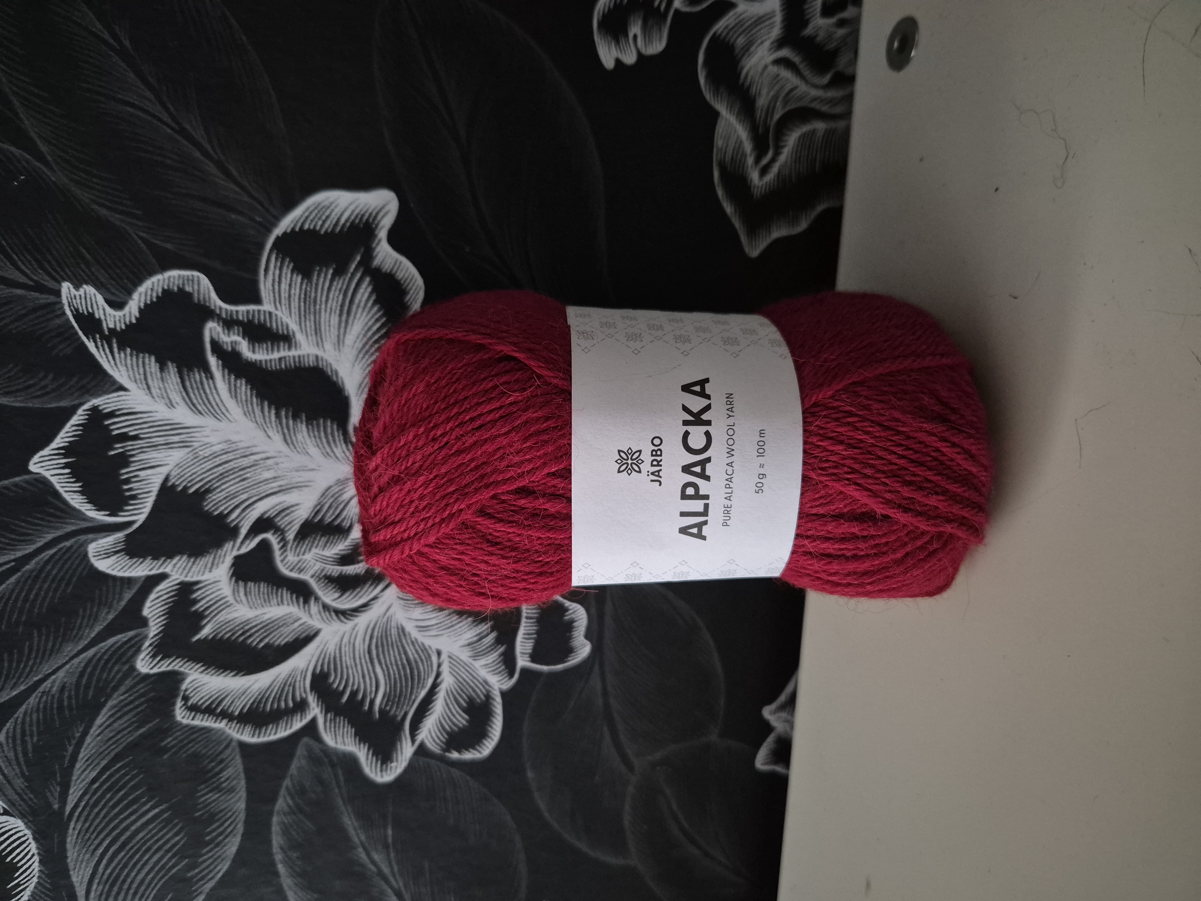 Alpacka 29328 Red 50gr, Järbo